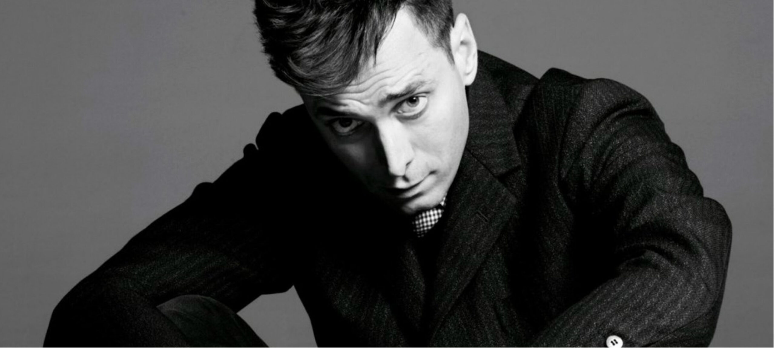 Hedi Slimane’s Eerste Accessoire Lijn voor Céline Ligt Nu in de Winkel