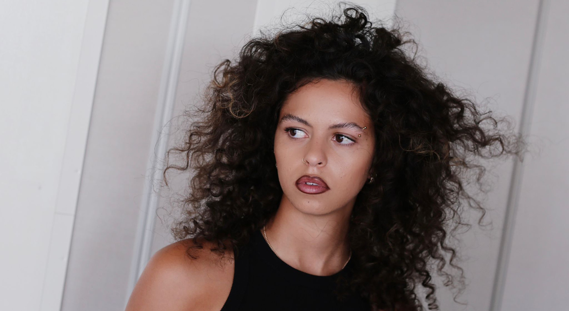 Look of the day: Undefined Curls