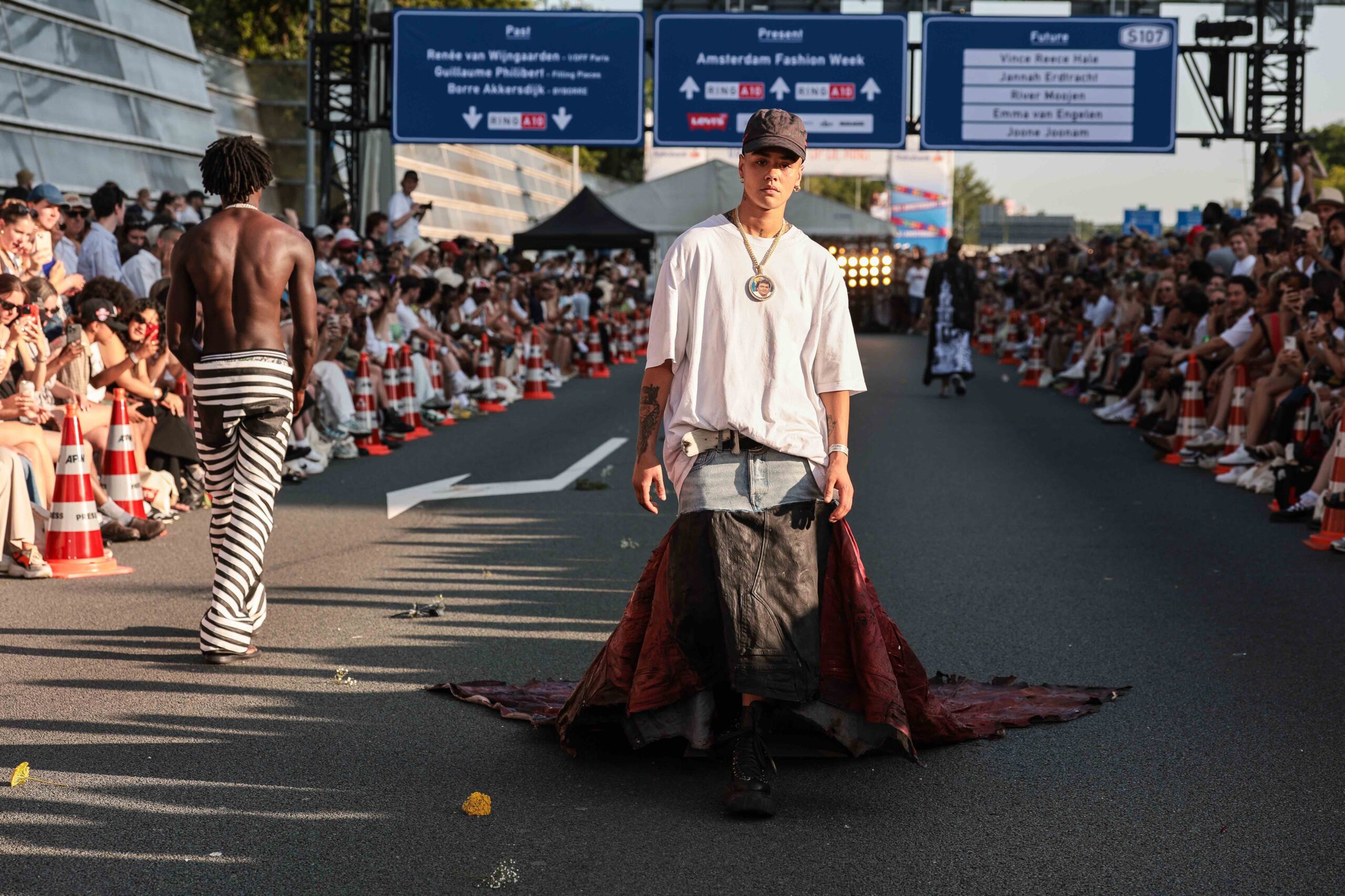 Show Report – AFW turns A10 Ring into monumental runway for city’s 750th anniversary